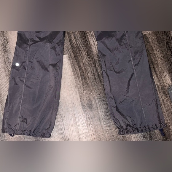 lululemon Pants with Striped Waistband - Picture 5 of 6